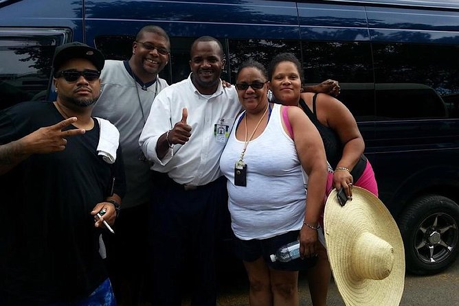 Private Roundtrip Airport Transfer to Resorts in Runaway Bay - The drive from Montego Bay to Runaway Bay