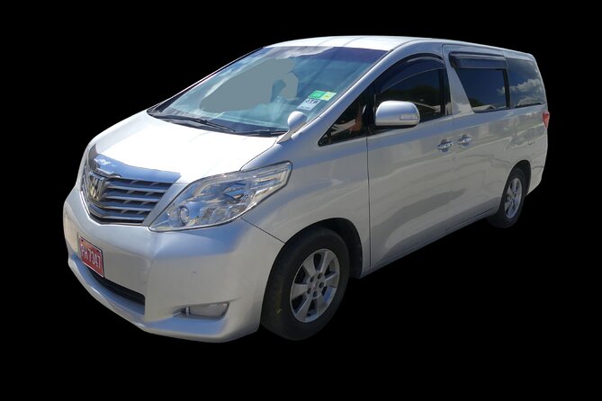 Private Sangster Airport Transfer to Jamaica Inn Ocho Rios - Drivers who add local context