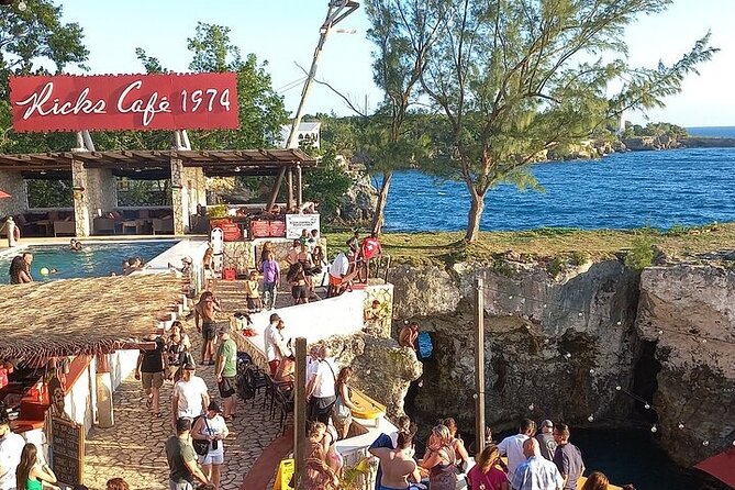 Private Seven Mile Beach and Rick’s Café Tour From Negril Hotels - Should you book the Seven Mile Beach and Rick’s Café tour?