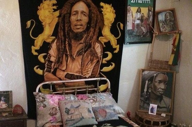 Private Tour Day-Trip Nile mile Bob Marley House With Admission - A personal guide instead of a group bus