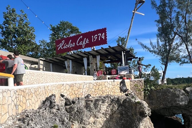Private Tour for Negril Seven Miles Beach & Rick's Cafe Jamaica - Three hours around Seven Mile Beach and Rick’s Café