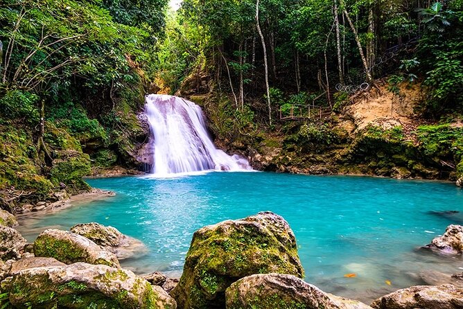 Private Tour from Falmouth to Ocho Rios Blue Hole and shopping - Private transport works well for a cruise day