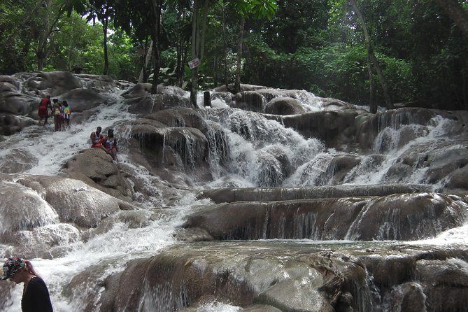 Private Tour From Ocho Rios To Dunn's River Falls - Why Dunn’s River Falls is the star of the morning