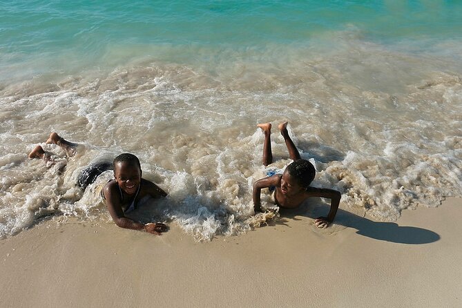 Private Tour of Negril Beach and Sunset at Ricks Cafe - Sunset and cliff jumping at Rick’s Cafe