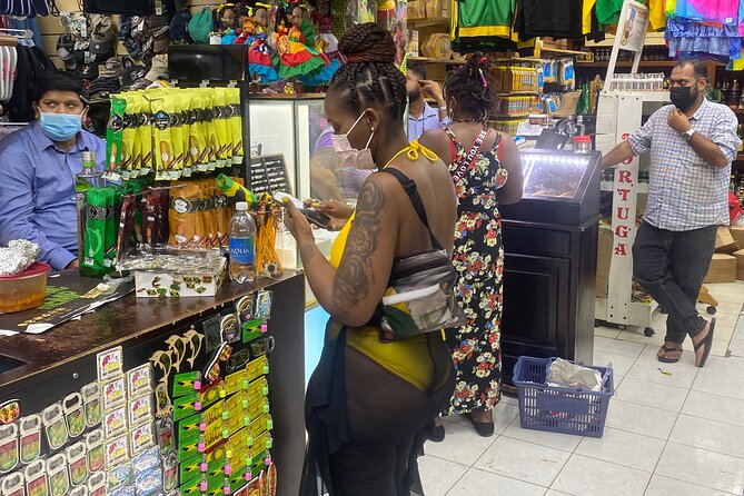 Private Tour Souvenir Shopping in Montego Bay - Why air-conditioned private transport matters