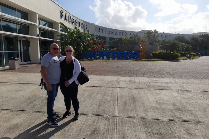 Private Transfer Airport to Montego bay Hotels in Jamaica - Landing in Montego Bay without the usual airport scramble