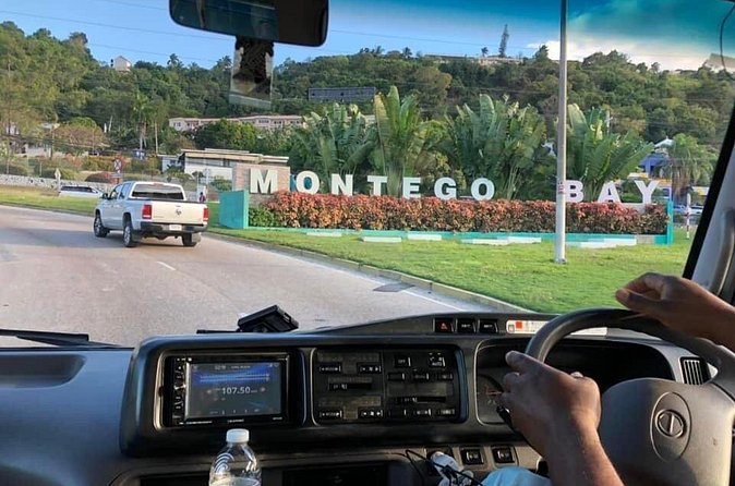 Private Transfer from Montego Bay Airport to Montego Bay Hotels - The value of $19 per person