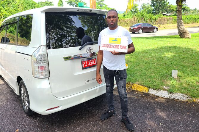 Private Transfer from Montego Bay Airport to Ocho Rios Hotels - Key points to know before booking