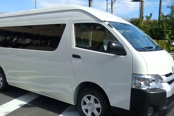 Private Transfer from Montego Bay Hotels to Ocho Rios Hotels - Leaving Montego Bay in an air-conditioned vehicle