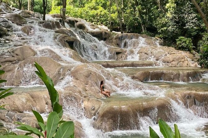 Private Transfer from Montego Bay to Dunns River Falls - A personal touch from driver Kenry