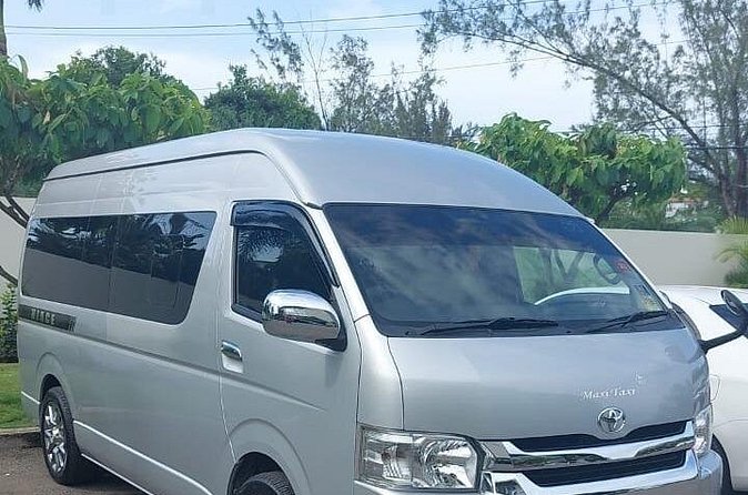 Private Transfer to Hotels in MoBay from Montego Bay Airport - The Drivers: Michael, Hector, and Nicole