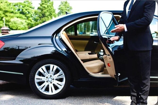 Private Transfers: Montego Bay Airport ↔ Runaway Bay Area - Reaching Your Runaway Bay Resort Directly