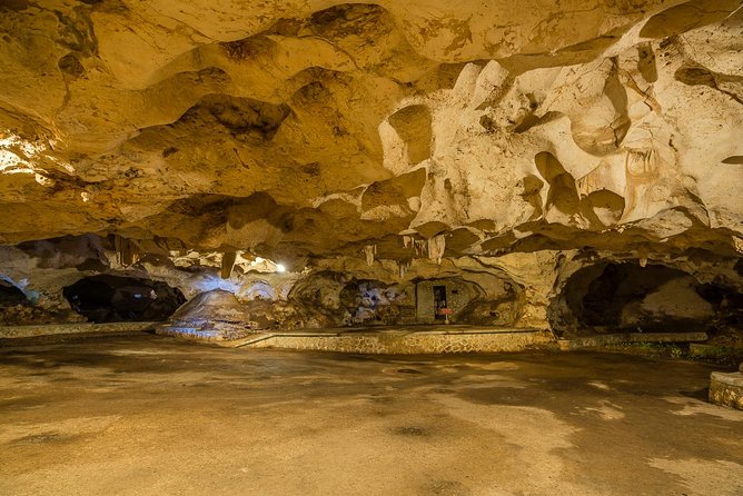 Private transportation from Montego Bay to Green Grotto Caves Attraction - Key points at a glance