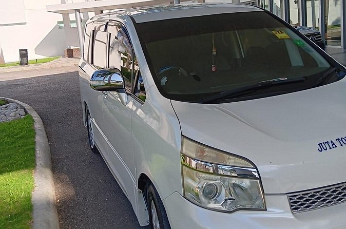 Private Transportation to and from Montego Bay Airports or Hotels - Why the $20 price can make sense
