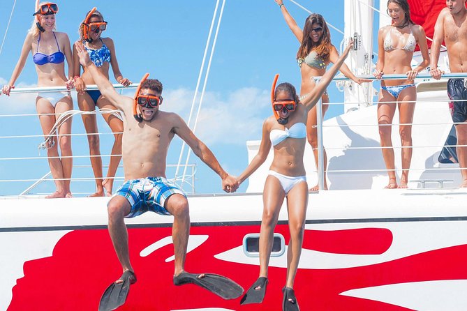 Reggae Family Catamaran Cruise From Montego Bay - Snorkeling near Doctor’s Cave Beach