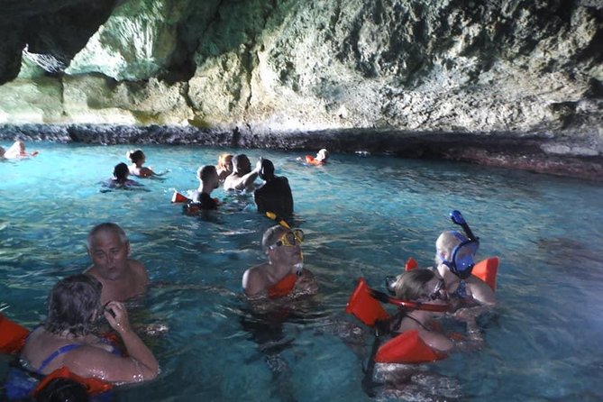 Rick's Cafe Sunset Cruise and Snorkelling - Drinks, Music, and Life Aboard Dreamcatcher II