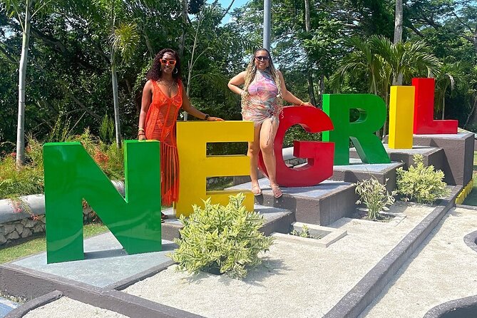 Ricks Cafe and Negril Seven Miles Beach Irie Tour - The long road from Montego Bay to Negril