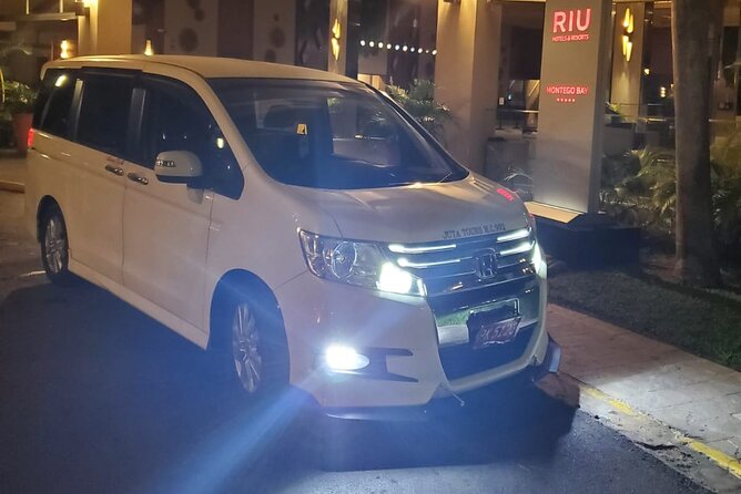 Riu Aquarelle private Airport transfer. - Leaving Sangster International Airport for Falmouth