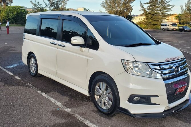 Riu Aquarelle private Airport transfer. - Returning from Falmouth to the airport