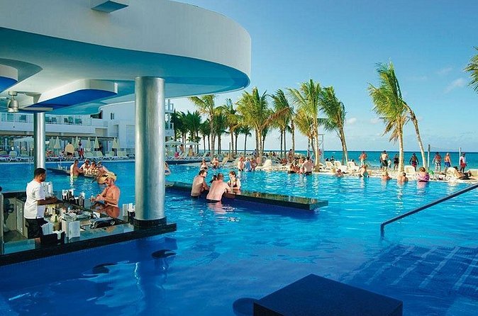Riu Montego Bay Resort Airport Transfer - Why private transportation changes the experience