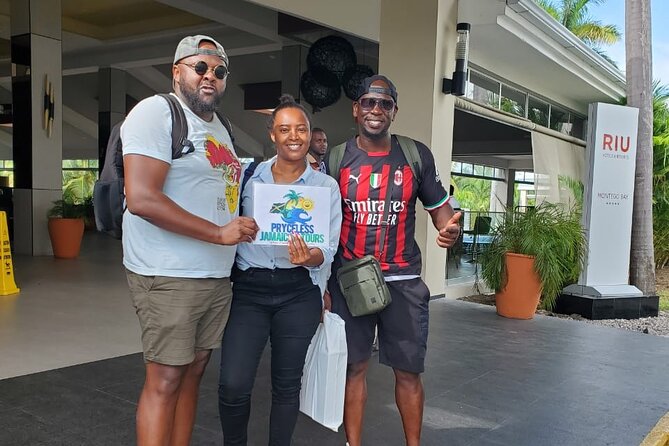 RIU Reggae Palace and RIU Montego Bay Private Airport Transfer - From Montego Bay Airport to your Riu resort