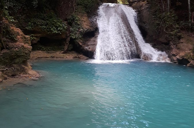 River Tubing and Blue Hole Private Tour from Ocho Rios - Who will enjoy this Ocho Rios tour?