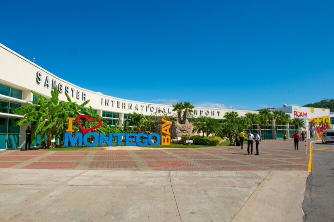 Round Trip Sangsters Montego Bay Airport to Ocho Rios transfers - A private start to your Ocho Rios holiday