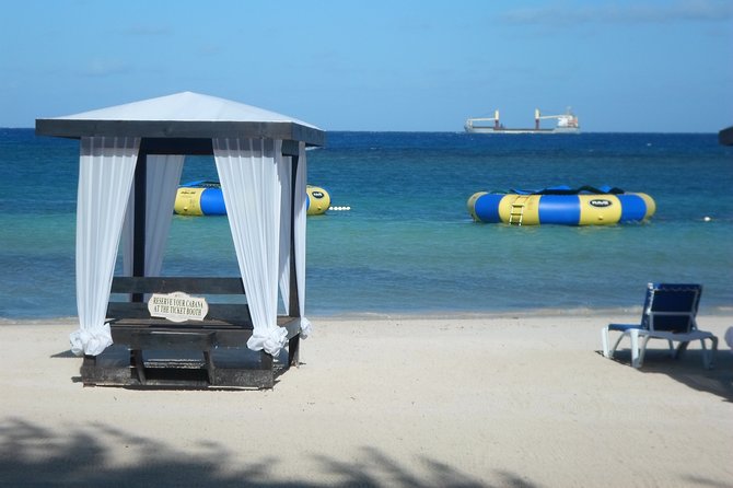 Royalton Blue Waters Private Roundtrip Airport Transfers from Montego Bay (MBJ) - Arriving at a Resort Known for Friendly Service