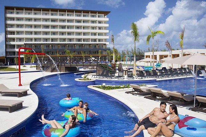 Royalton Hotel & RIU Aquarelle-Private Roundtrip Airport Transfer - Meeting Your Driver at Montego Bay Airport