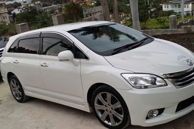 Runaway Bay Hotels Private Transfer - Who gets the best value from the $67 price