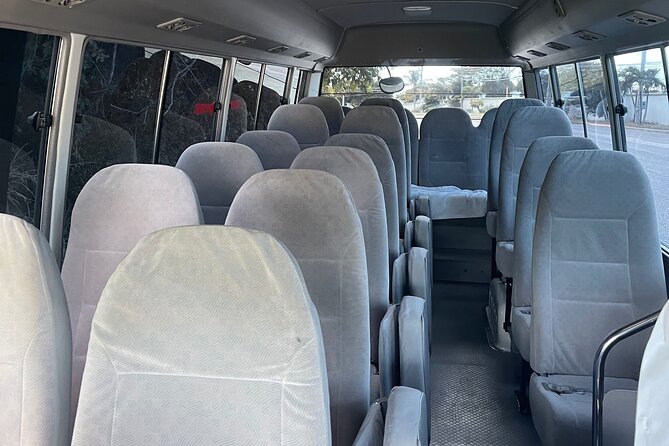 Sandals South Coast Private Transfer (White House) - The people behind the wheel