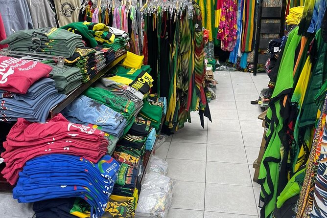 Scuba Diving and shopping on the Hipstrip. - Who will get the most from this activity