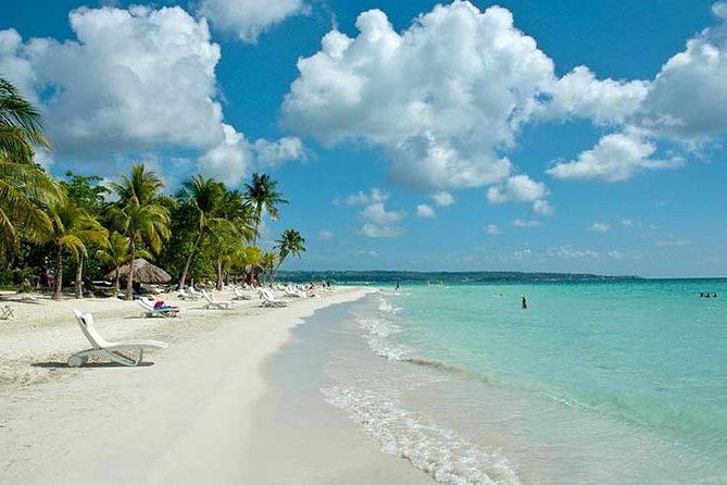 Seven Mile Beach and Rick’s Cafe Private Tour - Why this Negril pairing works