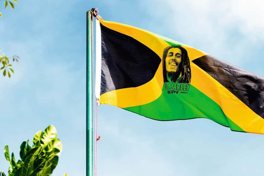 Shared/Private Full Day Blue Mountains Tour -Top Attractions - A Jamaican lunch with a family recipe