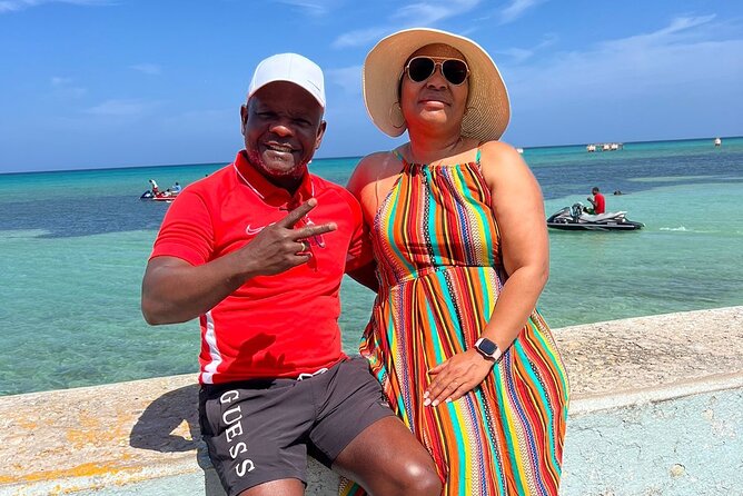 Shopping and Sightseeing Local Guided Tour In Montego Bay - The craft market is the main shopping stop