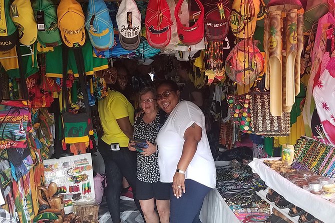 Shopping From Ocho Rios Hotels - How the private driver changes the outing