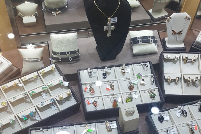 Shopping From Ocho Rios Hotels - Best fit for cruise passengers and short stays
