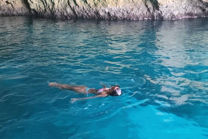 Shuttle Cruise to Rick's Cafe - Why the boat ride matters in Negril