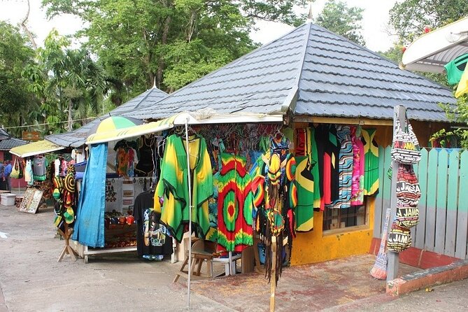 Sightseen tour and Souvenir shopping with private transportation in Montego Bay - Who Will Get the Most From This Tour?