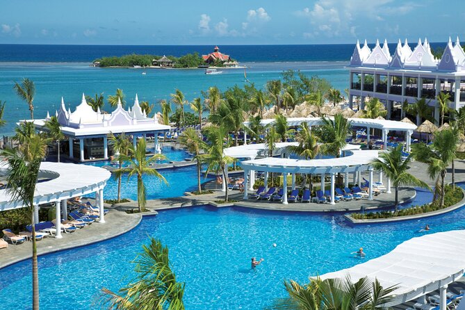 Transfer from/to Airport, Riu Reggae, Riu Montego Bay, Riu Palace - Comparing the three Riu destinations