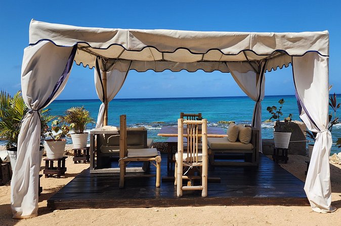VIP Oceanfront Cabana at Bamboo Beach Club in Montego Bay - Light entertainment by the beach